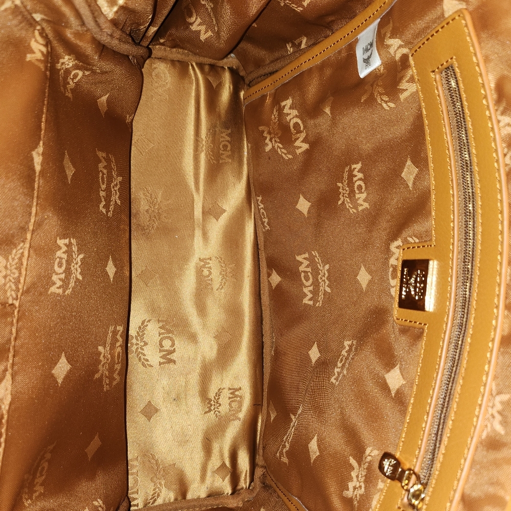 MCM Stark Backpack - Picture 11 of 14